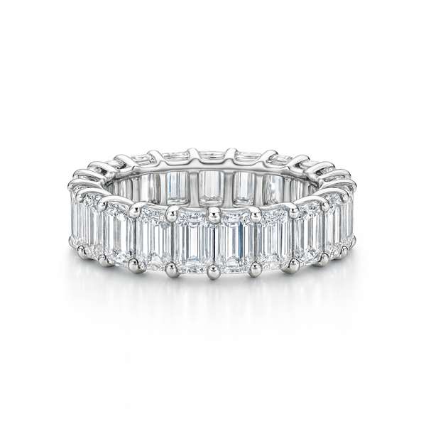 Vassara Emerald Band | Total 7.69CT Natural | 19 Diamonds