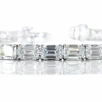 10.08 Cts 14K WHITE GOLD Emerald Shape Tennis Bracelet - Natural Diamond