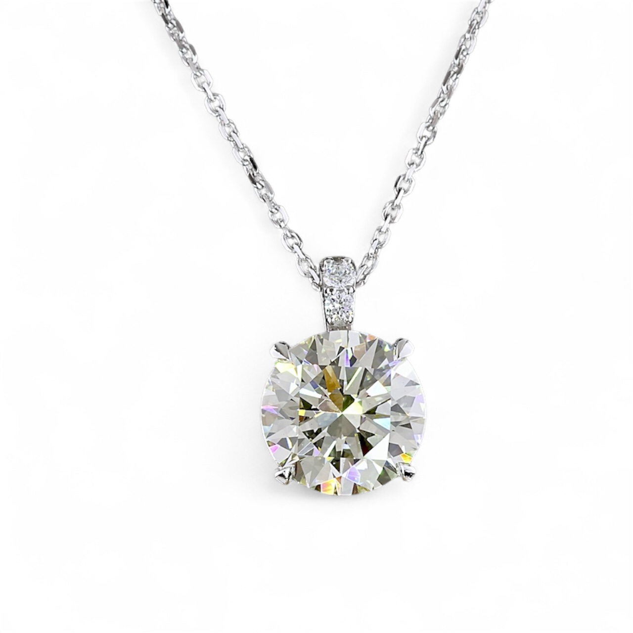 EVALYN | 2.77 Ct Round Diamond Pendant in 14K White Gold