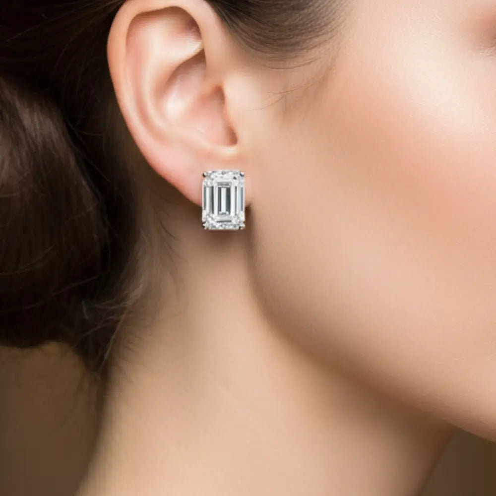 iris | 2.13 ct emerald stud earrings in 14k white gold