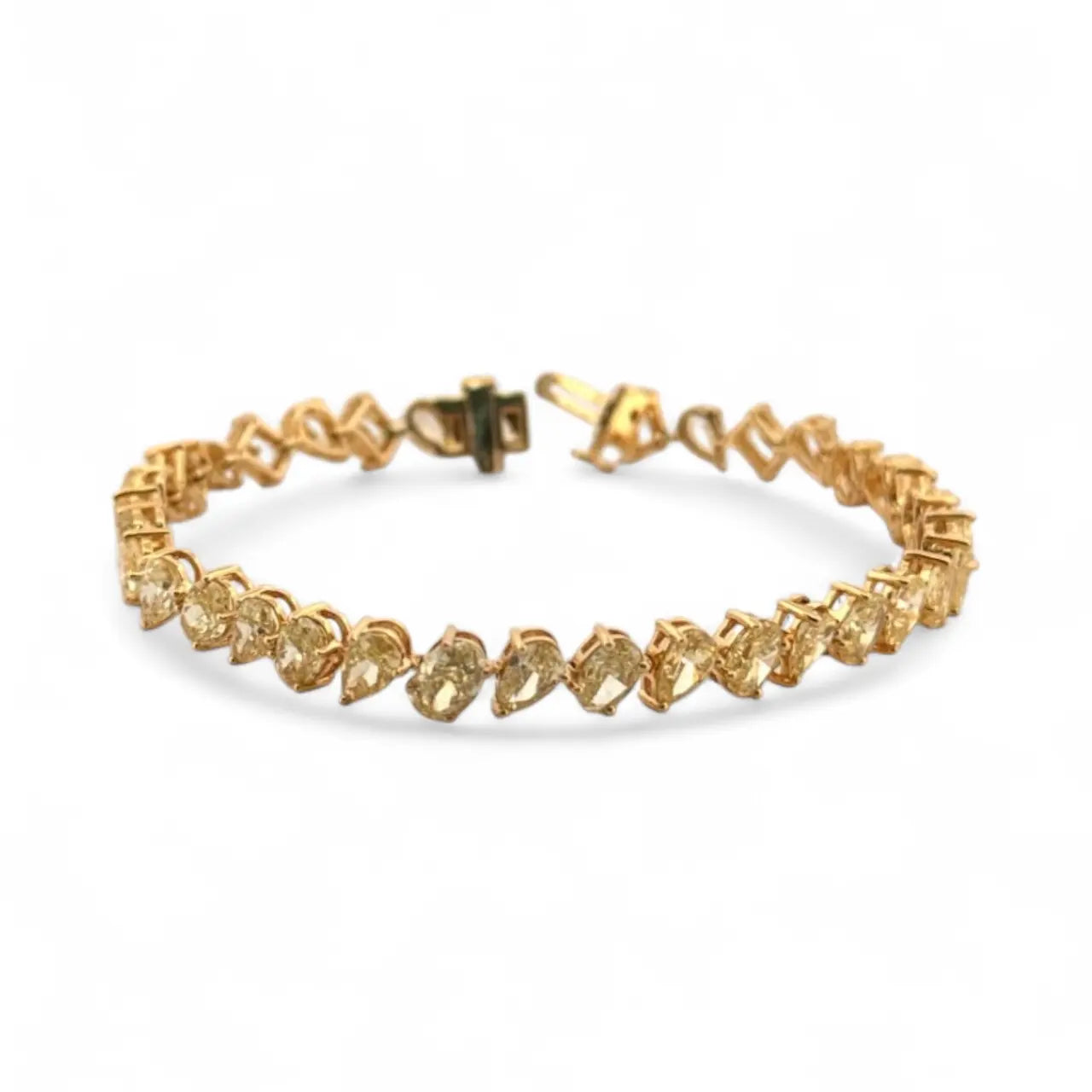 laura | 12.05 ct mix-shaped diamond tennis bracelet in 14k yellow gold